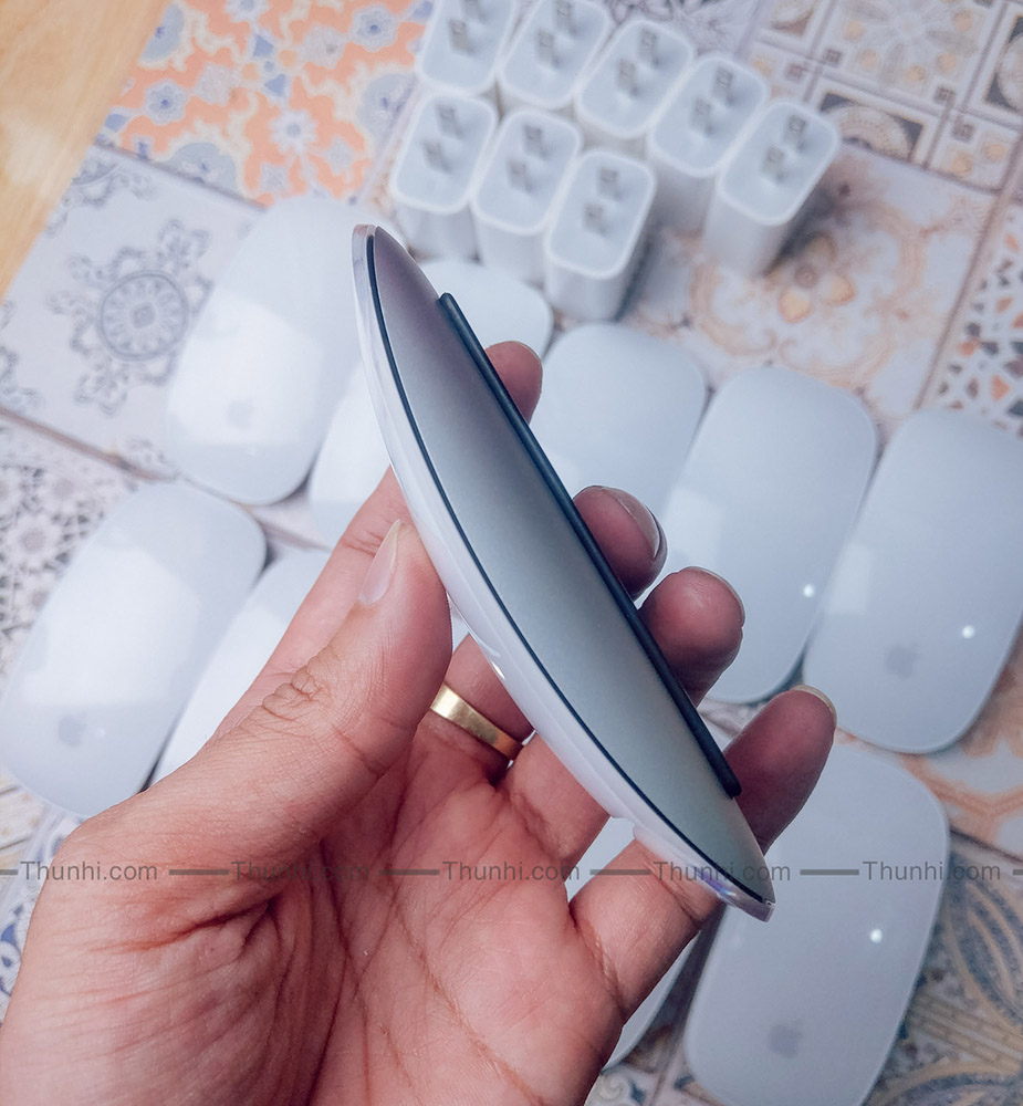 Chuột cho Macbook, chuột Bluetooth Magic Mouse 2 - A1657 (MLA02ZM/A) | Bảo hành 6 tháng