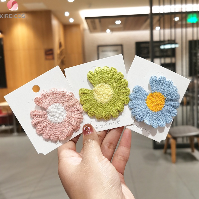 [HCM]Kẹp Tóc Bấm Mái Đan Len Cúc Họa Mi Cho Mẹ Và Bé