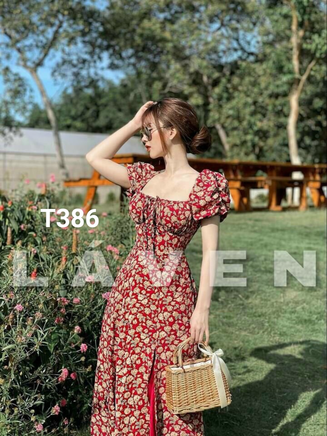 Đầm xẻ tà nhún ngực form dài xẻ tà quá đẹp có mút màu y hình T386