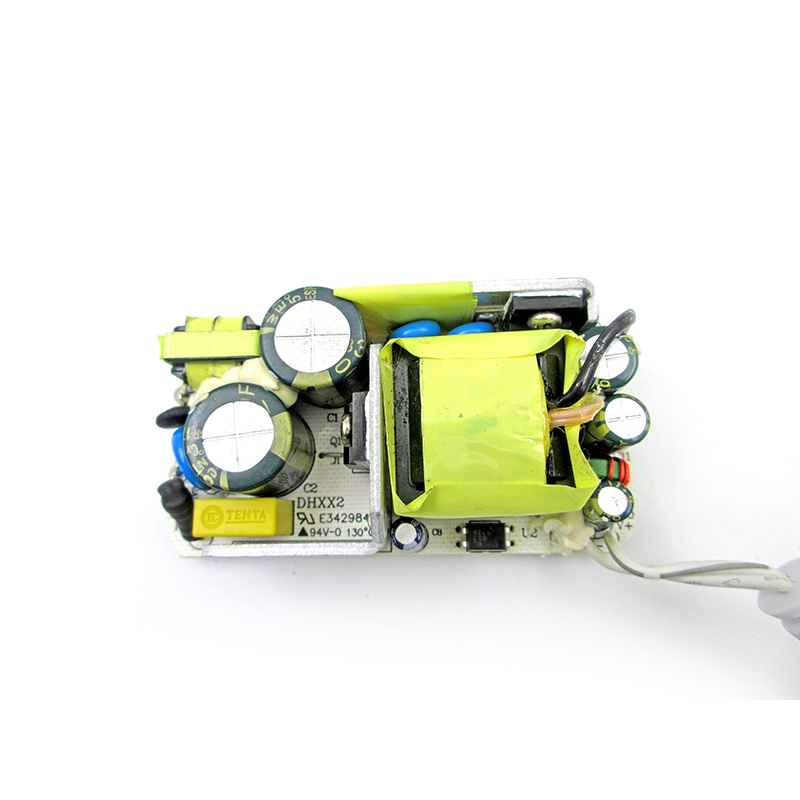 sạc 13.5v 2a cho loa kéo