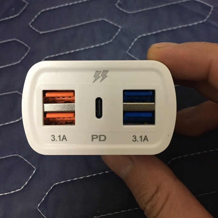 Củ Sạc 4 cổng USB + 1 PD Sạc Nhanh Cho iPhone Samsung Xiaomi