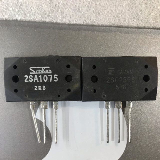 Cặp sò 2SA1075 và 2SC2525