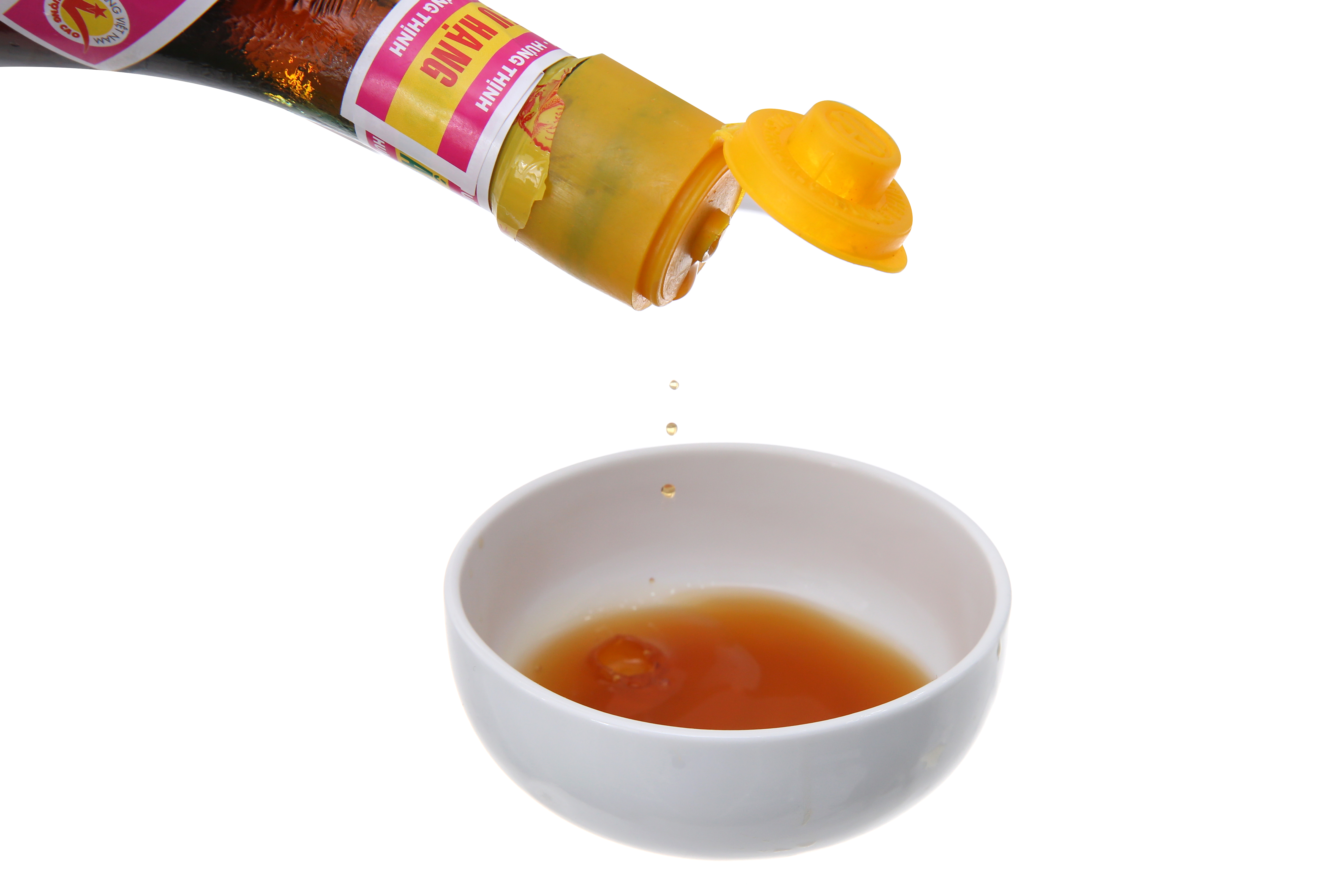 Nước mắm cá cơm siêu hạng Hưng Thịnh 35 độ đạm chai 620ml