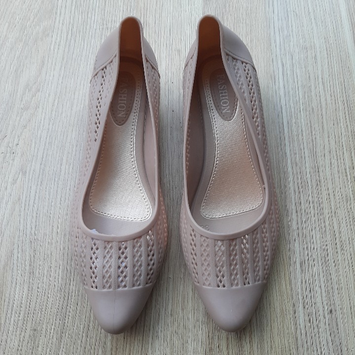 [HCM]GIÀY NHỰA NỮ ĐI MƯA CAO 3CM