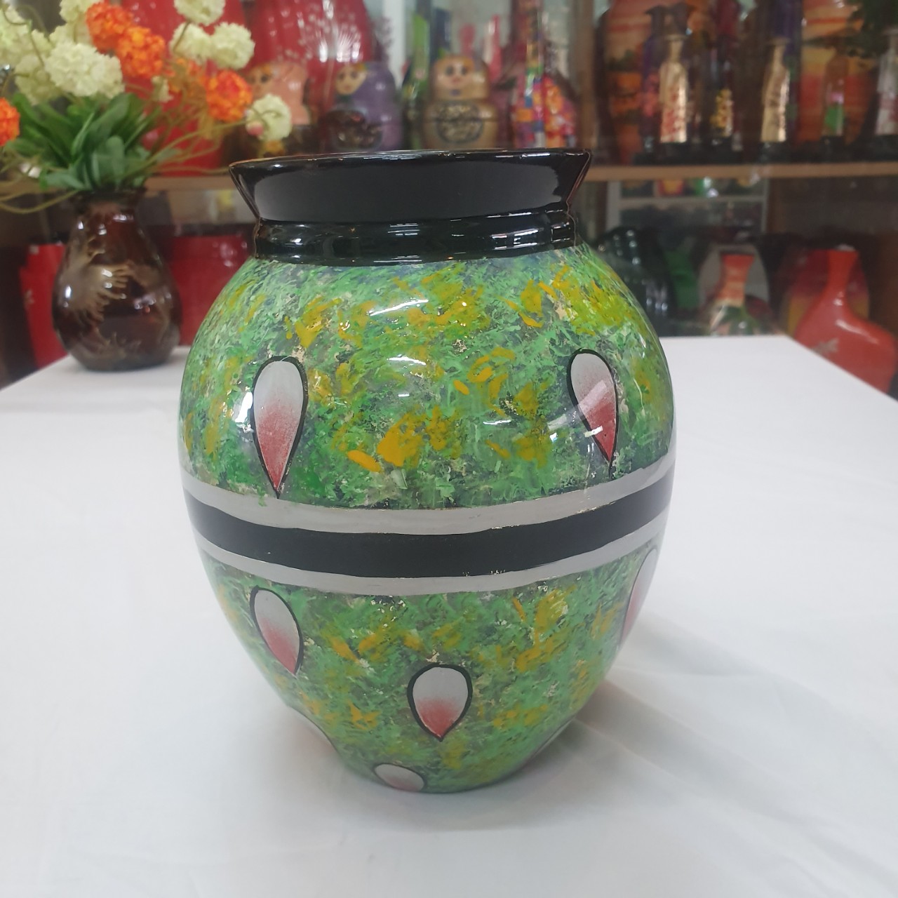 Bình sơn mài hút tài lộc cao cấp Thanh Bình Lê size 21x16 cm