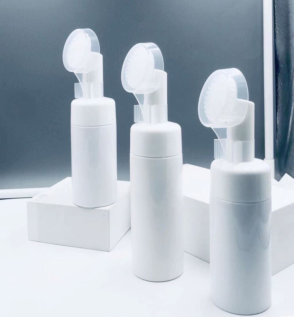 Chai Đựng Sữa Rửa Mặt Tạo Bọt Có Đầu Mát Xa (dung tích 100Ml/150ml)