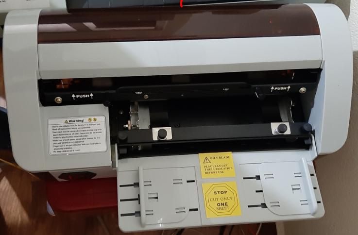 Máy cắt card tự động loại tốt