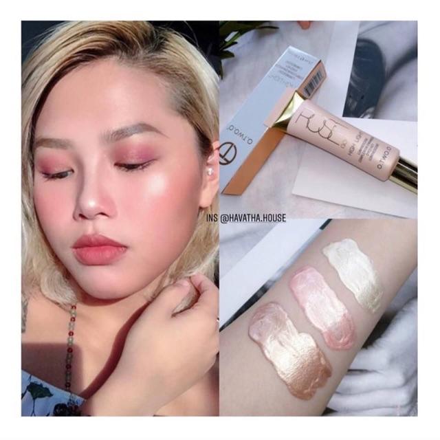 Phấn highlight bắt sáng Perfect Highlight Liquid Kiss Beauty