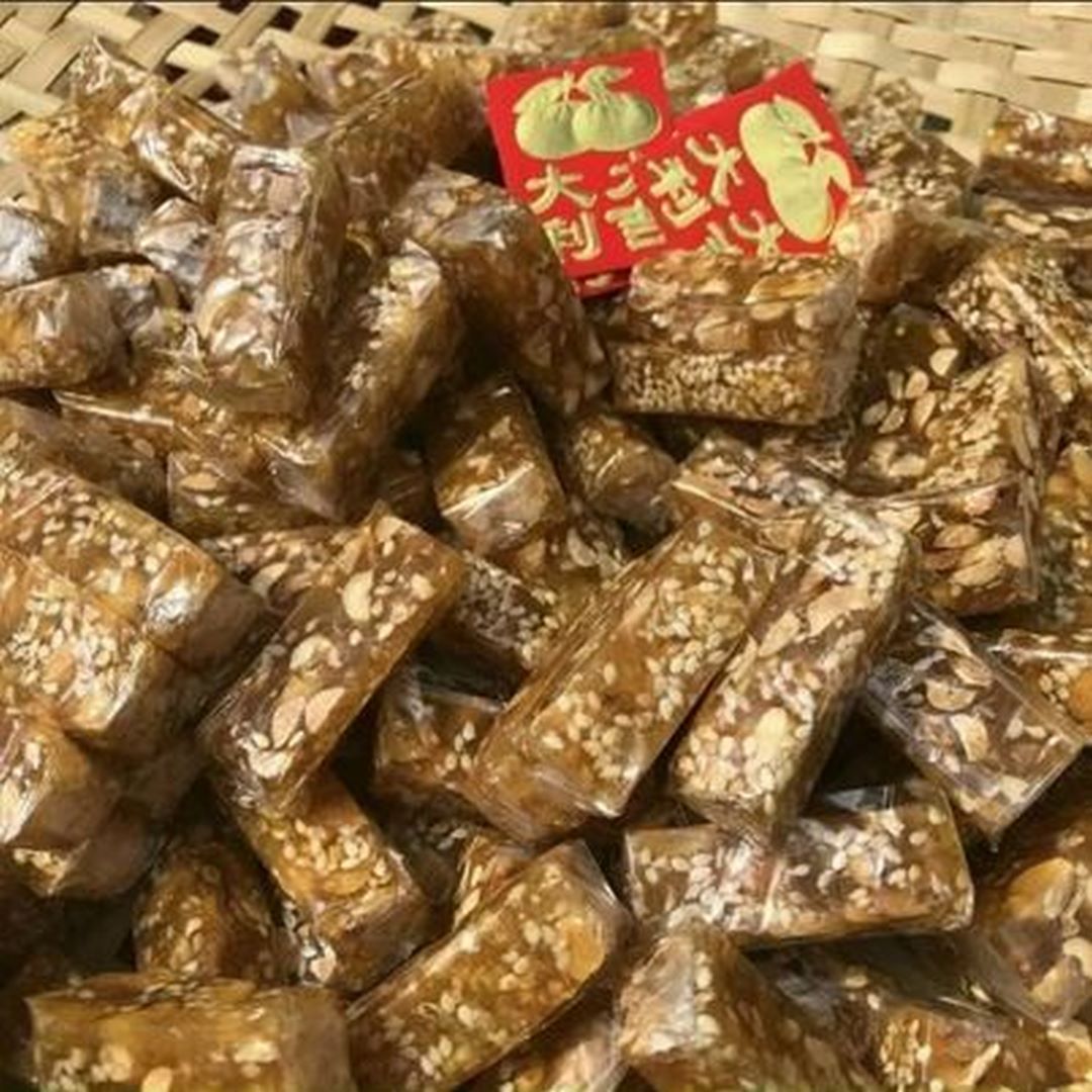 Kẹo Mè Xửng Đậu Phộng - Siêu Ngon 250G