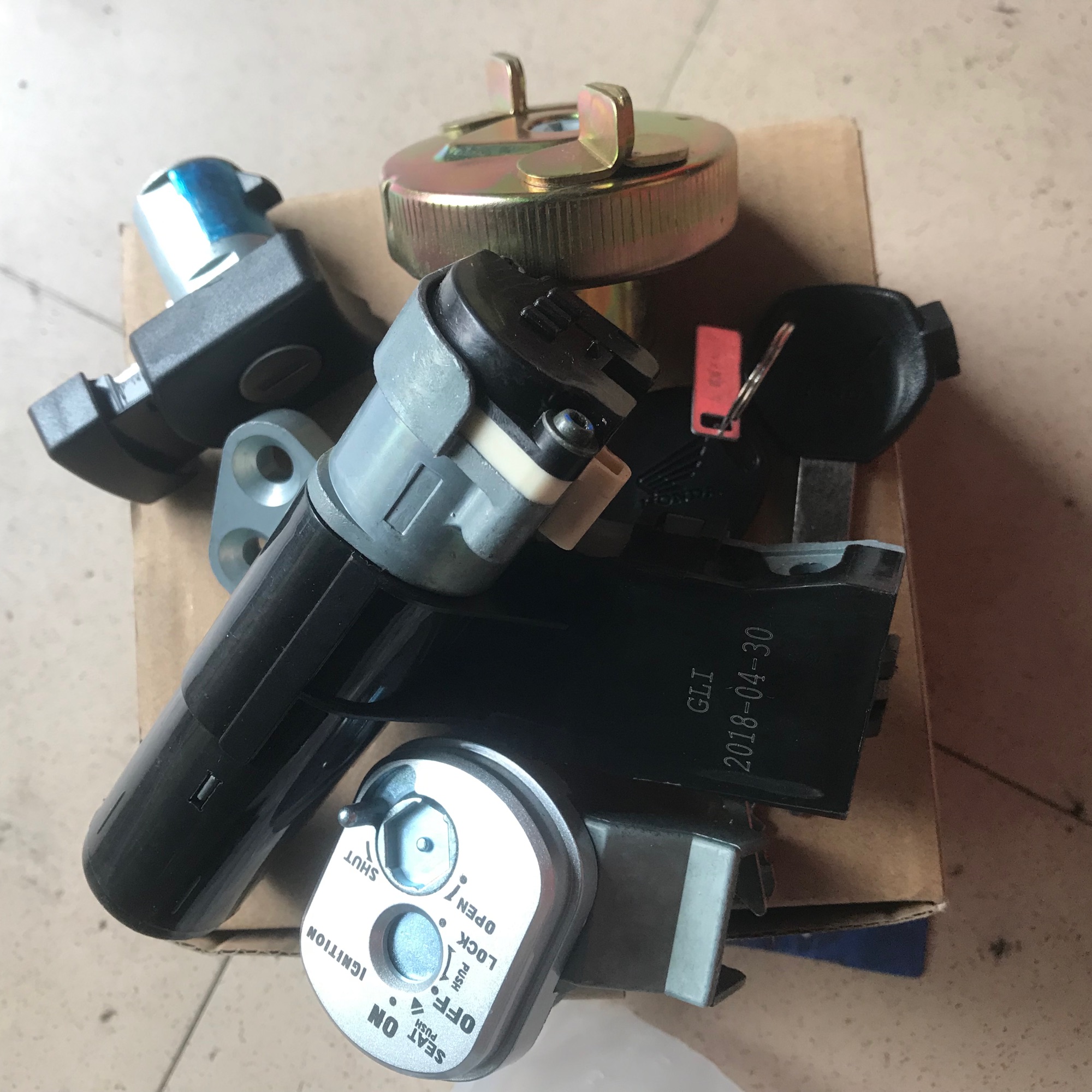 Bộ ổ khoá xe lead110/ scr