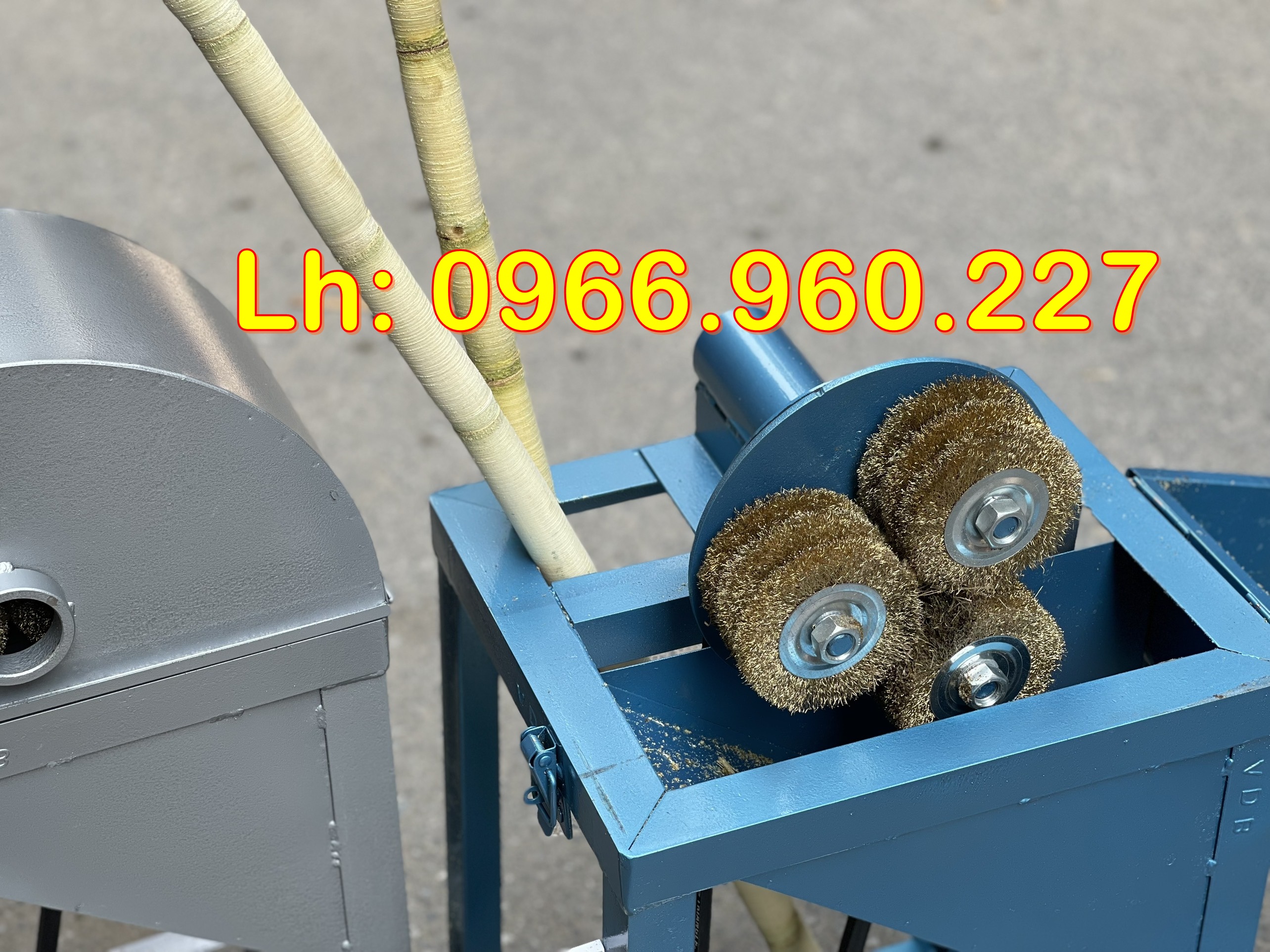 Máy cạo vỏ mía, tuốt vỏ mía