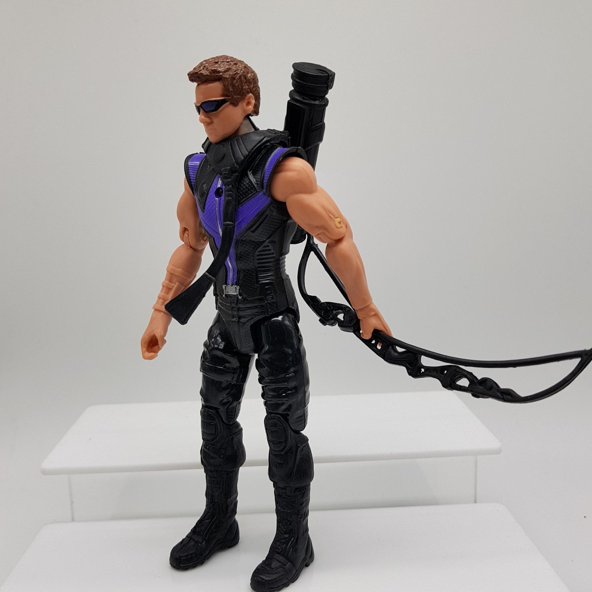 Hawkeye bắn cung mô hình marvel bẻ khớp