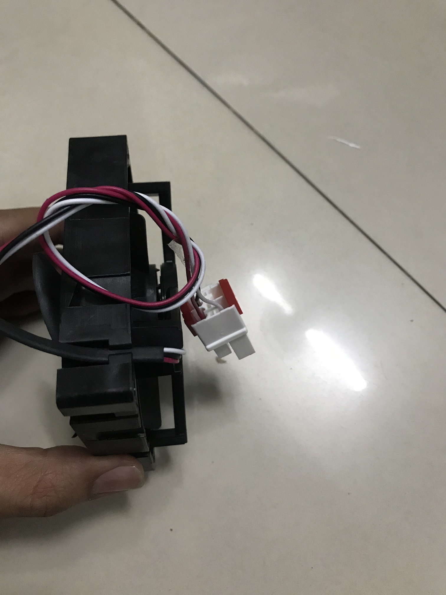 [HCM]Quạt tủ lạnh samsung 3 dây 9v 12v 9x9