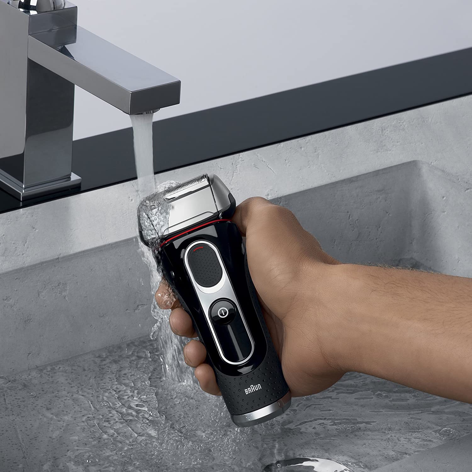 Máy cạo râu điện Braun Series 5