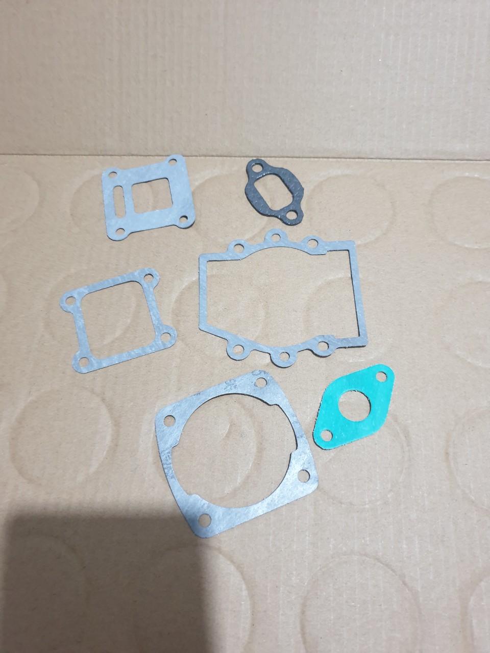 ( 2 BỘ) BỘ ZOĂNG ( RON) MÁY CẮT CỎ 2 THÌ 411