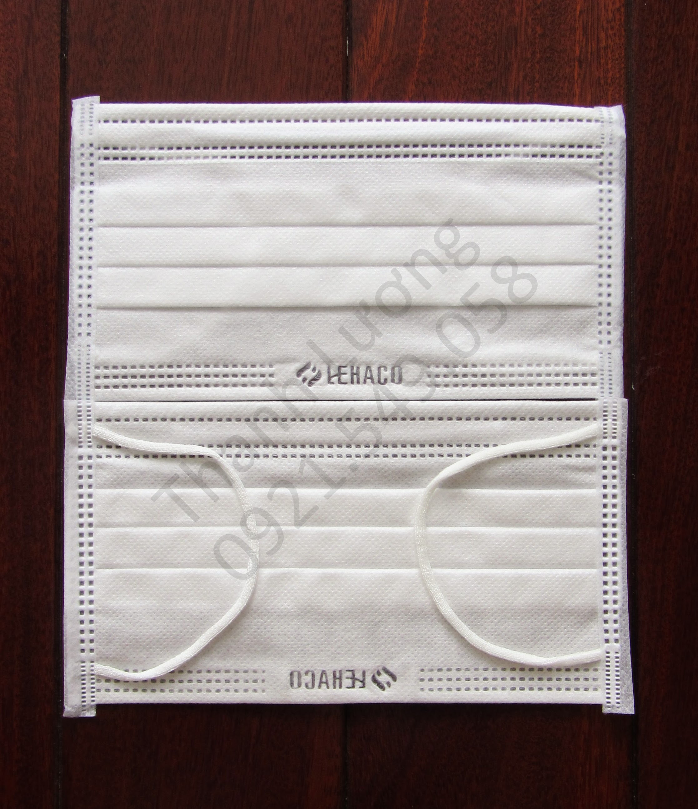 Khẩu trang y tế LEHACO 4 lớp (trắng - 50 cái)