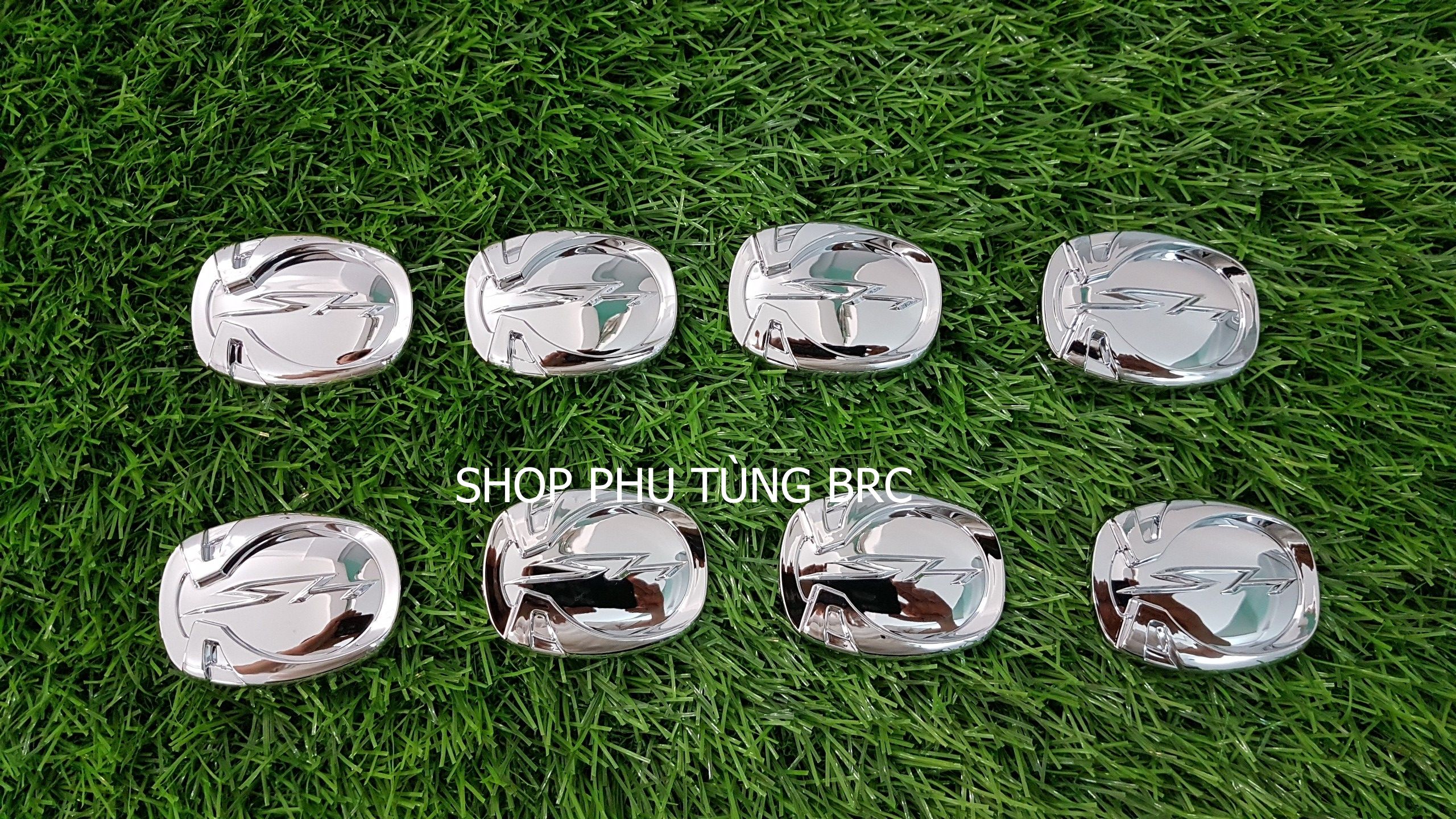 Chụp nút kiếng xe sh 2020 .