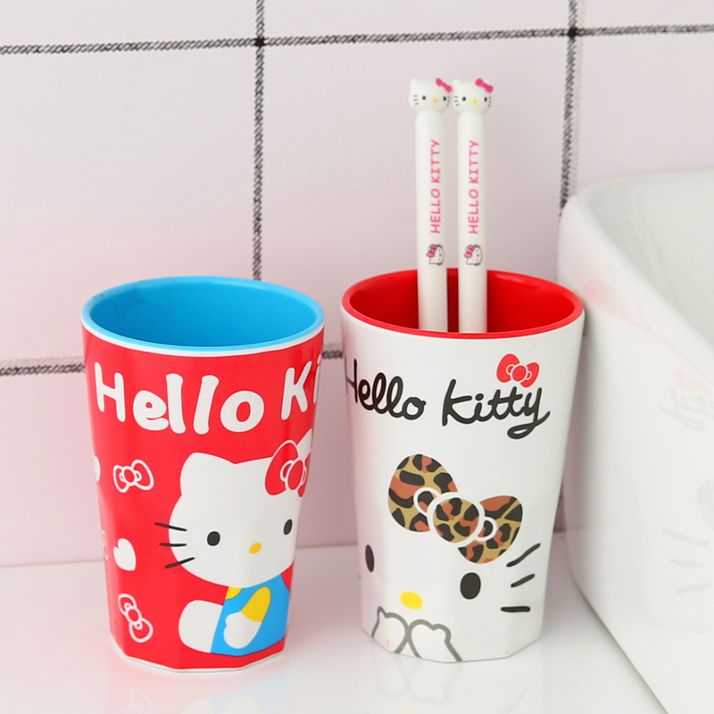Bàn chải đánh răng Hello Kitty