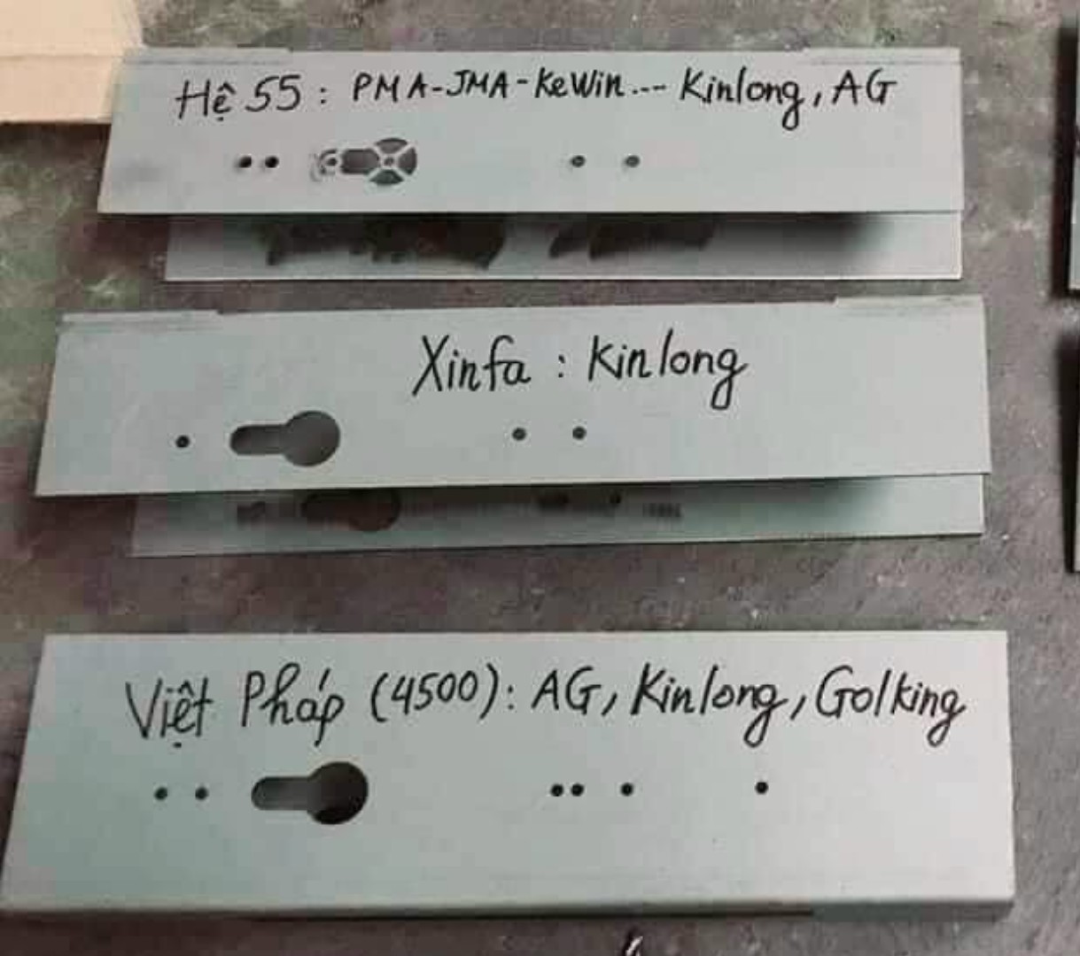 Dưỡng khóa cửa nhôm( Xingfa - Pma - 55 vát cạnh - VP)