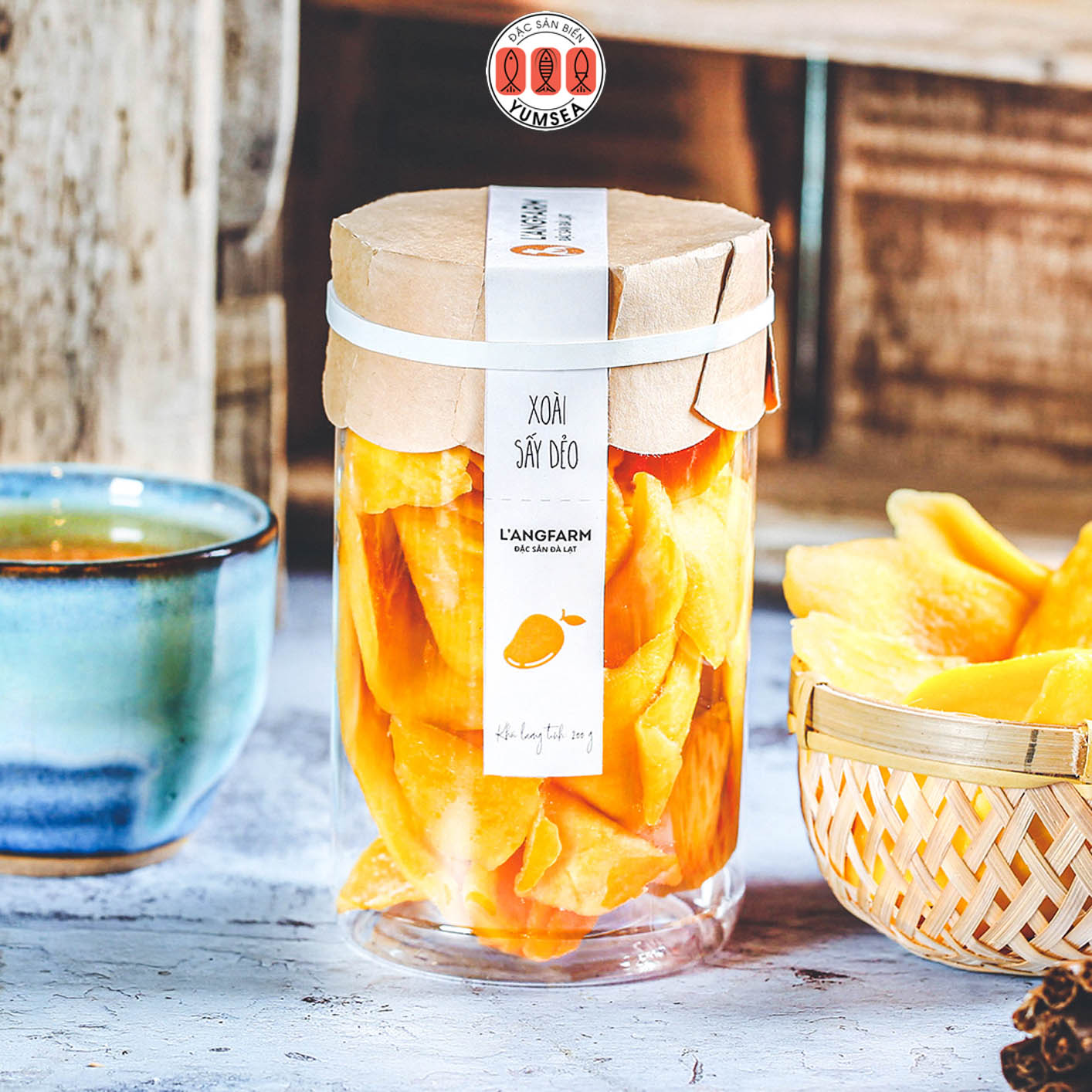 Xoài sấy dẻo Langfarm