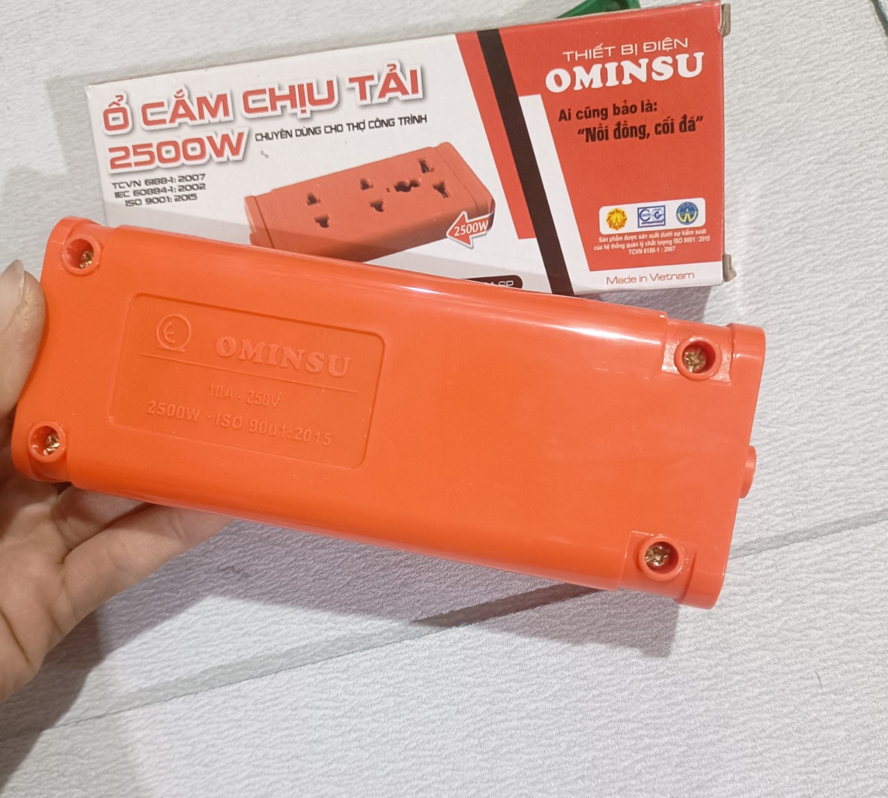 Ổ cắm 3 lỗ, 4 lỗ và 5 lỗ ominsu