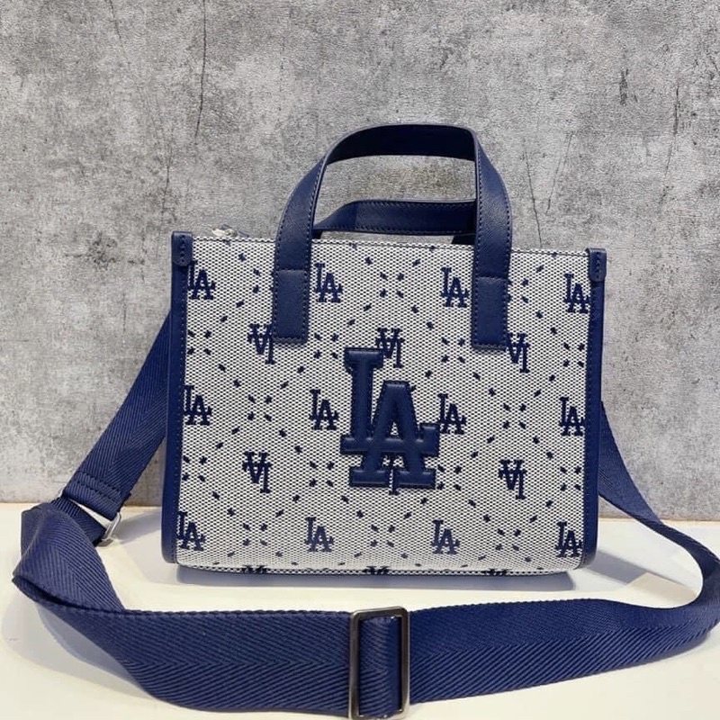 Túi Tote hoạ tiết monogram Chất Jacquard phối da sẵn hai Size 39 và 25