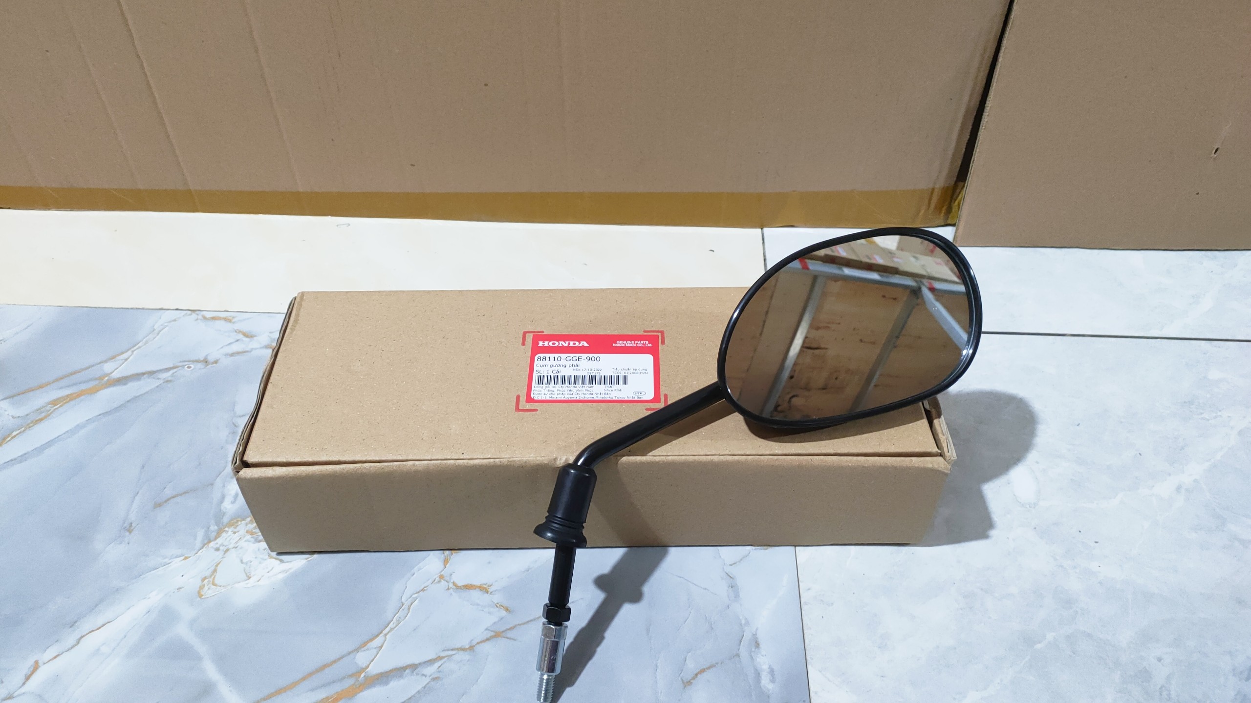 Cụm gương phải có ốc chân Lead 110 (88110GGE900)