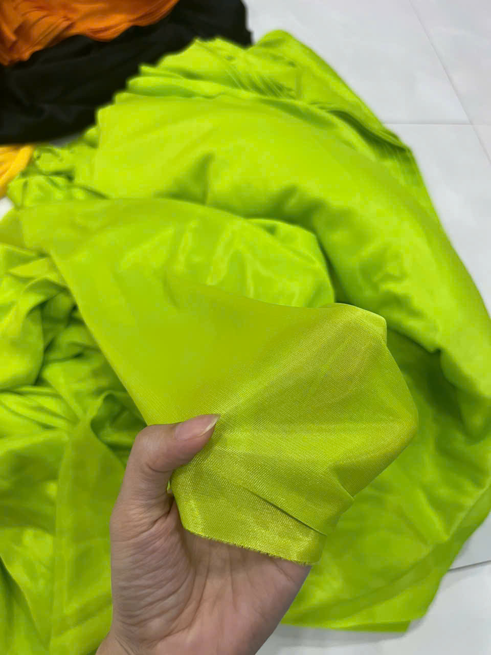 VẢI LÓT LƯỚI (LƯỚI BÓNG)- GIÁ 1 MÉT TỚI.