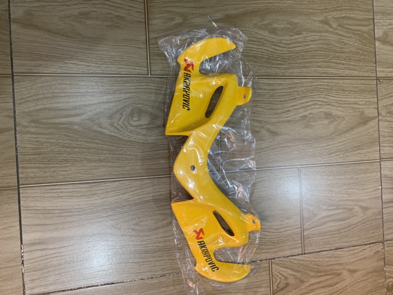 cánh gió xe exciter 150 màu vàng