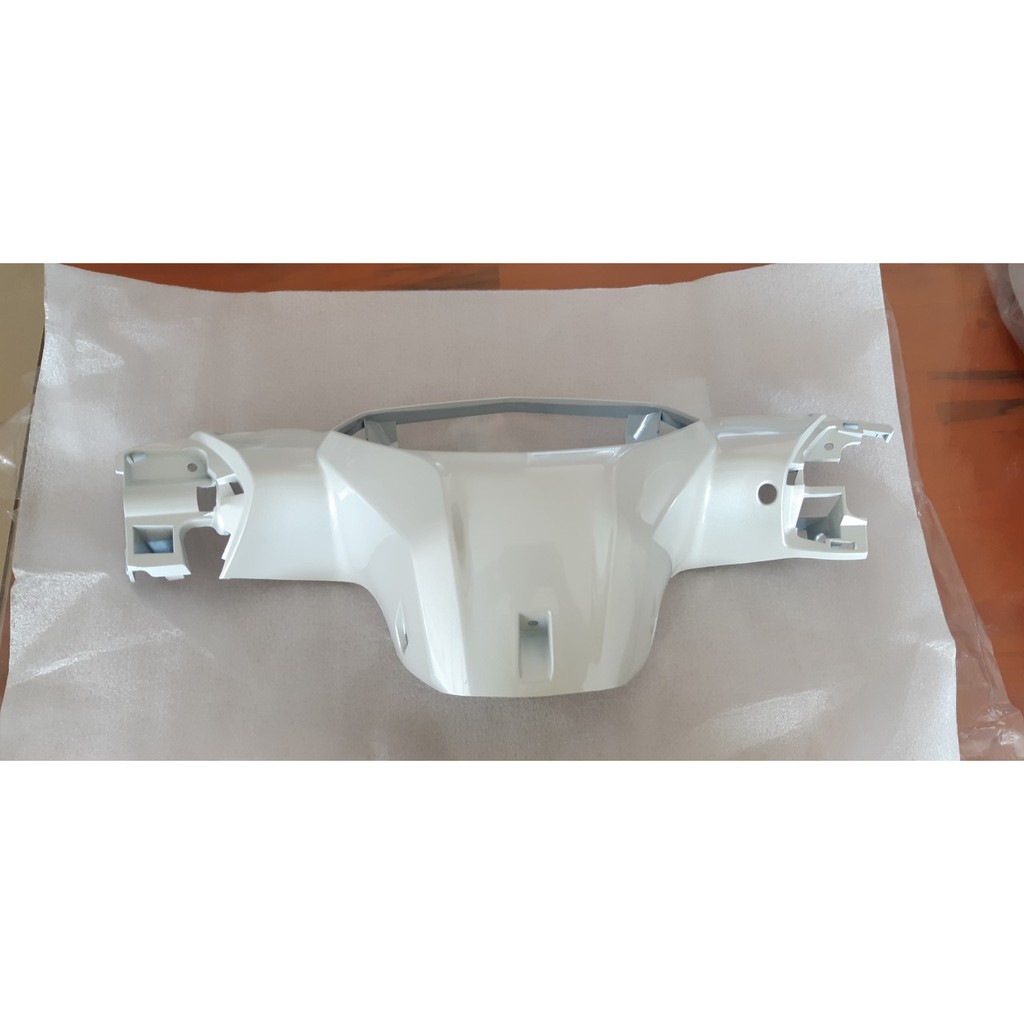 Bợ cổ xe nouvo 4 - 5 - 6 màu trắng