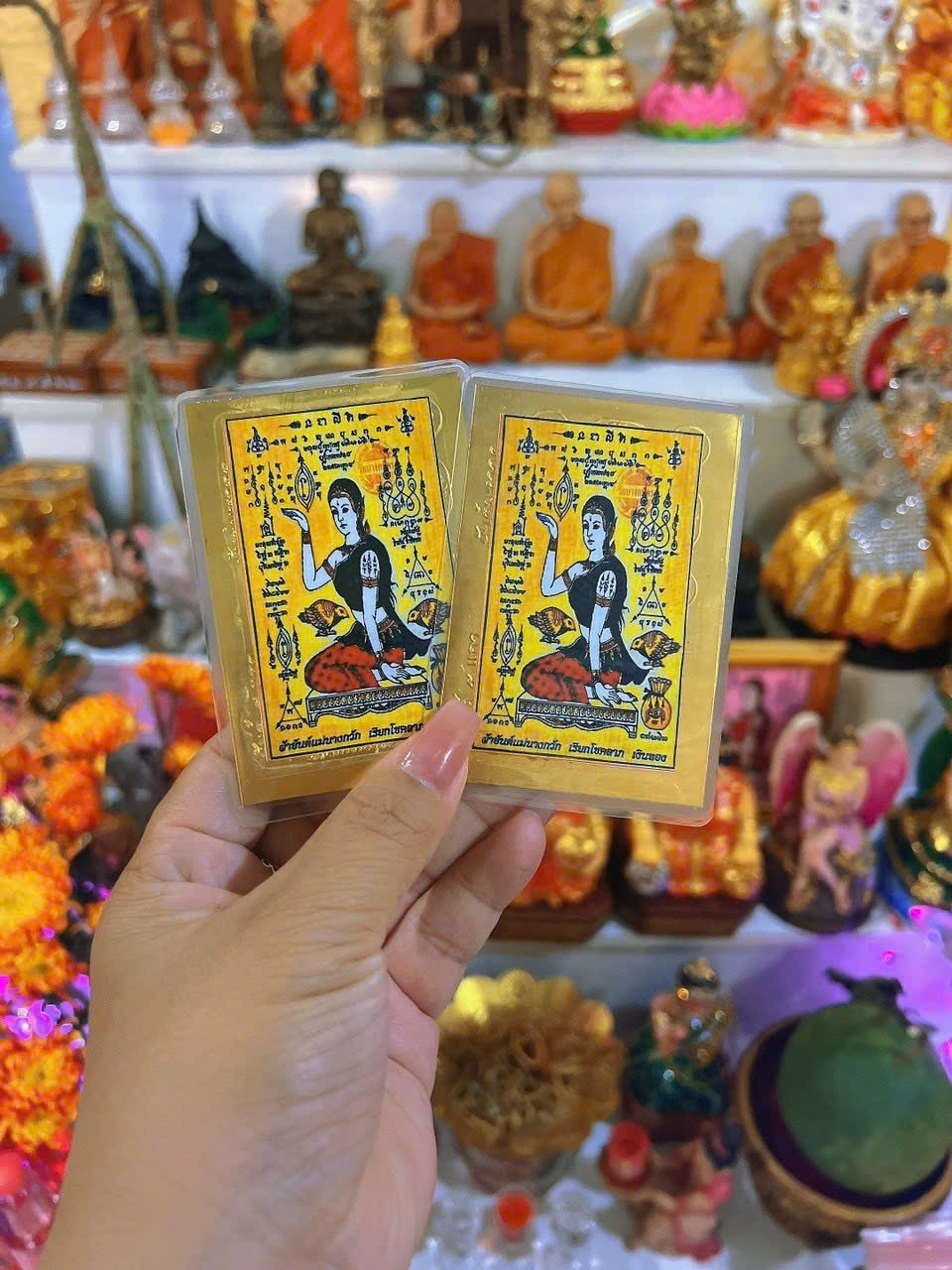 Buôn may bán đắt, kinh doanh phát đạt