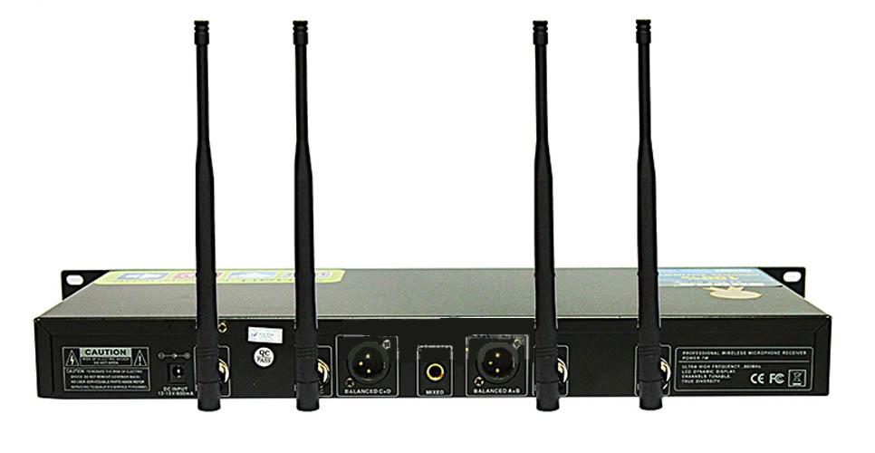 [HCM][Trả góp 0%]MICRO KHÔNG DÂY UR-24D