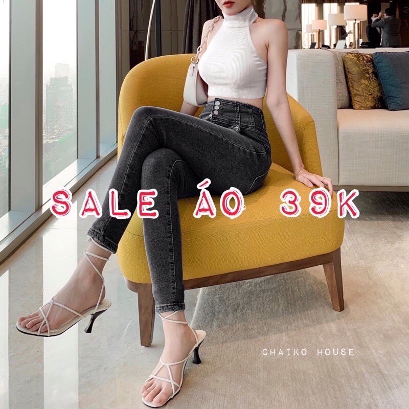 Áo croptop yếm cổ lọ A5062
