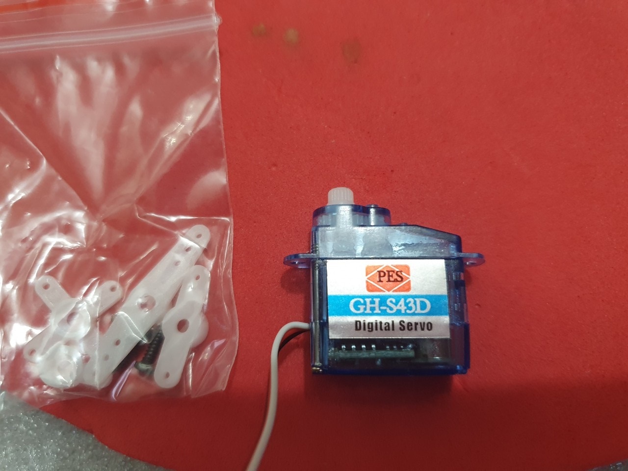 Servo Mini Digital 3.7g, 4.3g siêu nhẹ siêu nhỏ