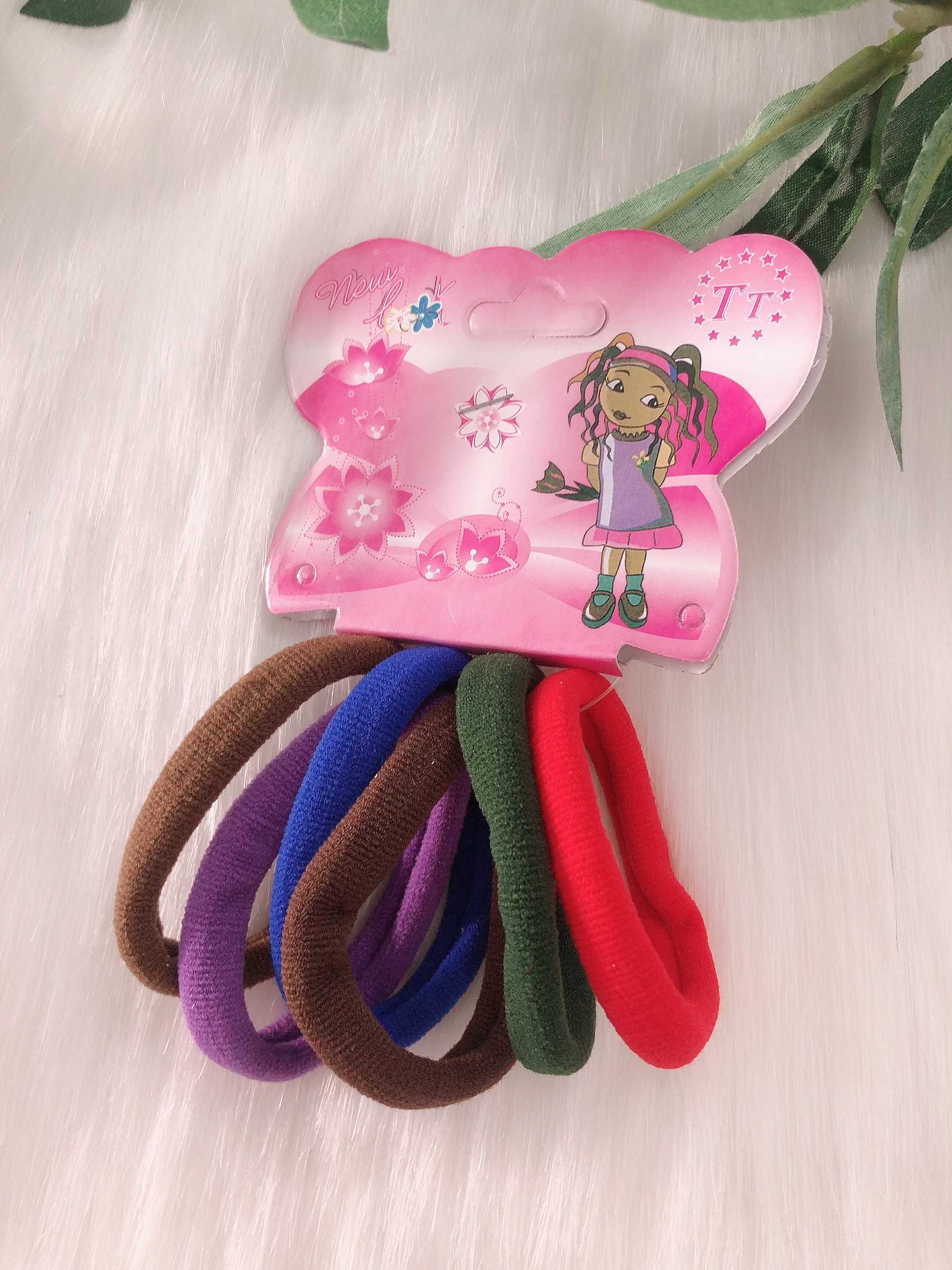 set 6 thun cột tóc trơn dễ xài, chất mịn và dai, độ co giãn tốt.