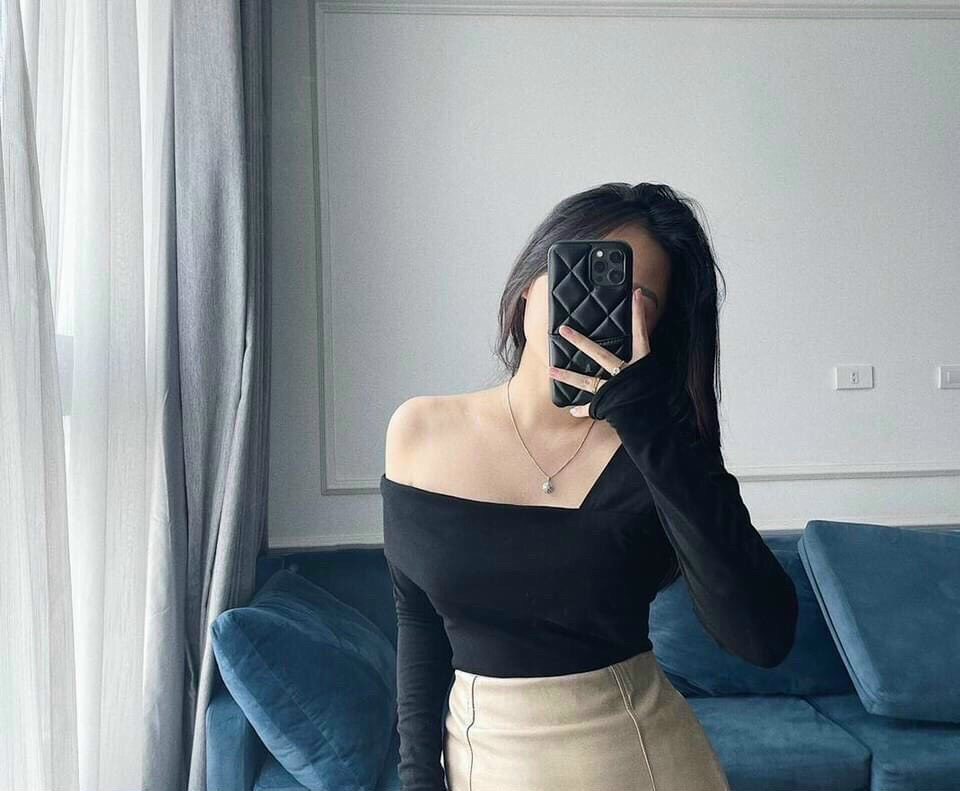 Áo thun nữ kiểu lệch vai phối cổ cách điệu (Freesize)