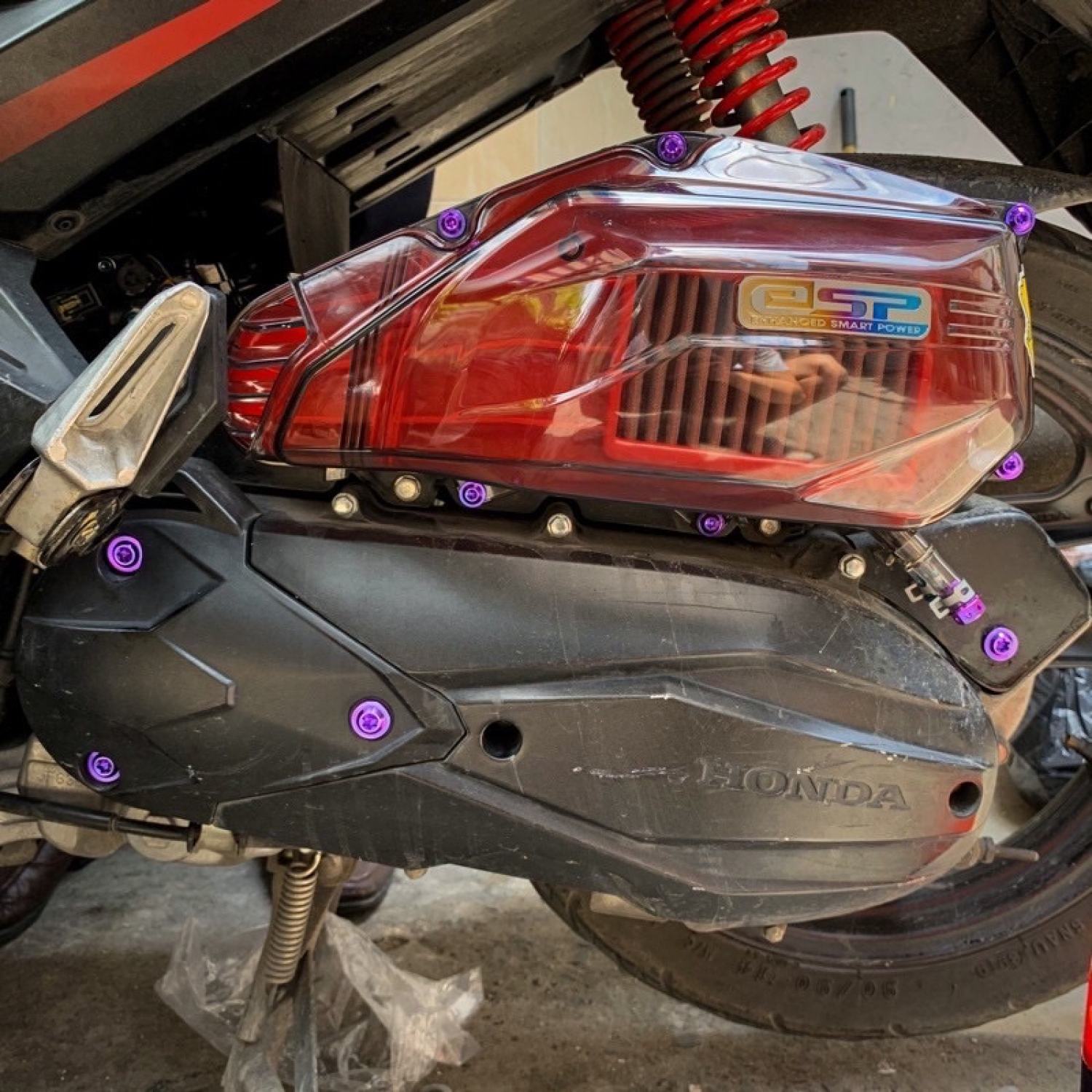Combo 7 Ốc Titan Gr5 Pô E VARIO/CLICK/AB/PCX/SH MODE/VISION