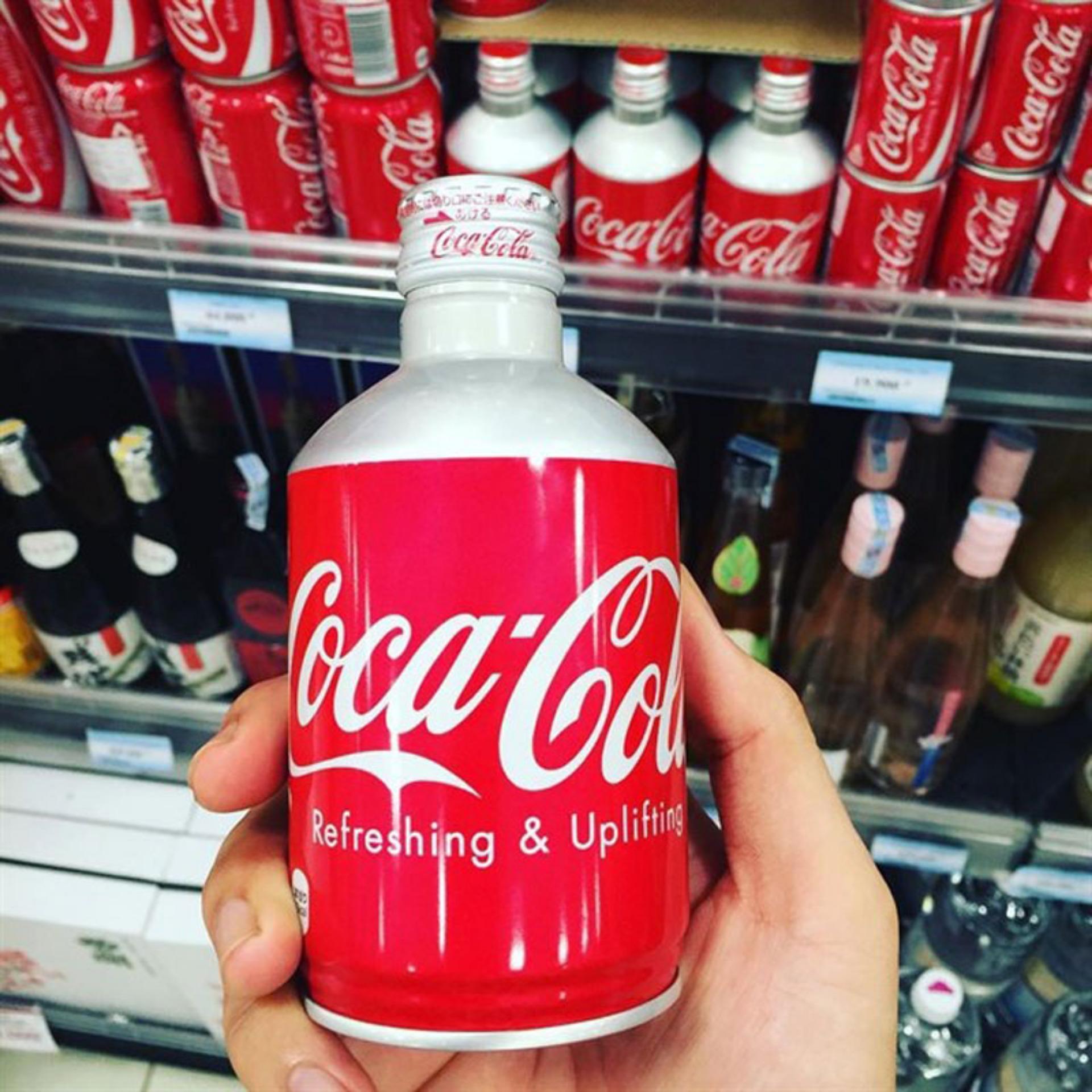 Coca Cola Nhật chai 300ml