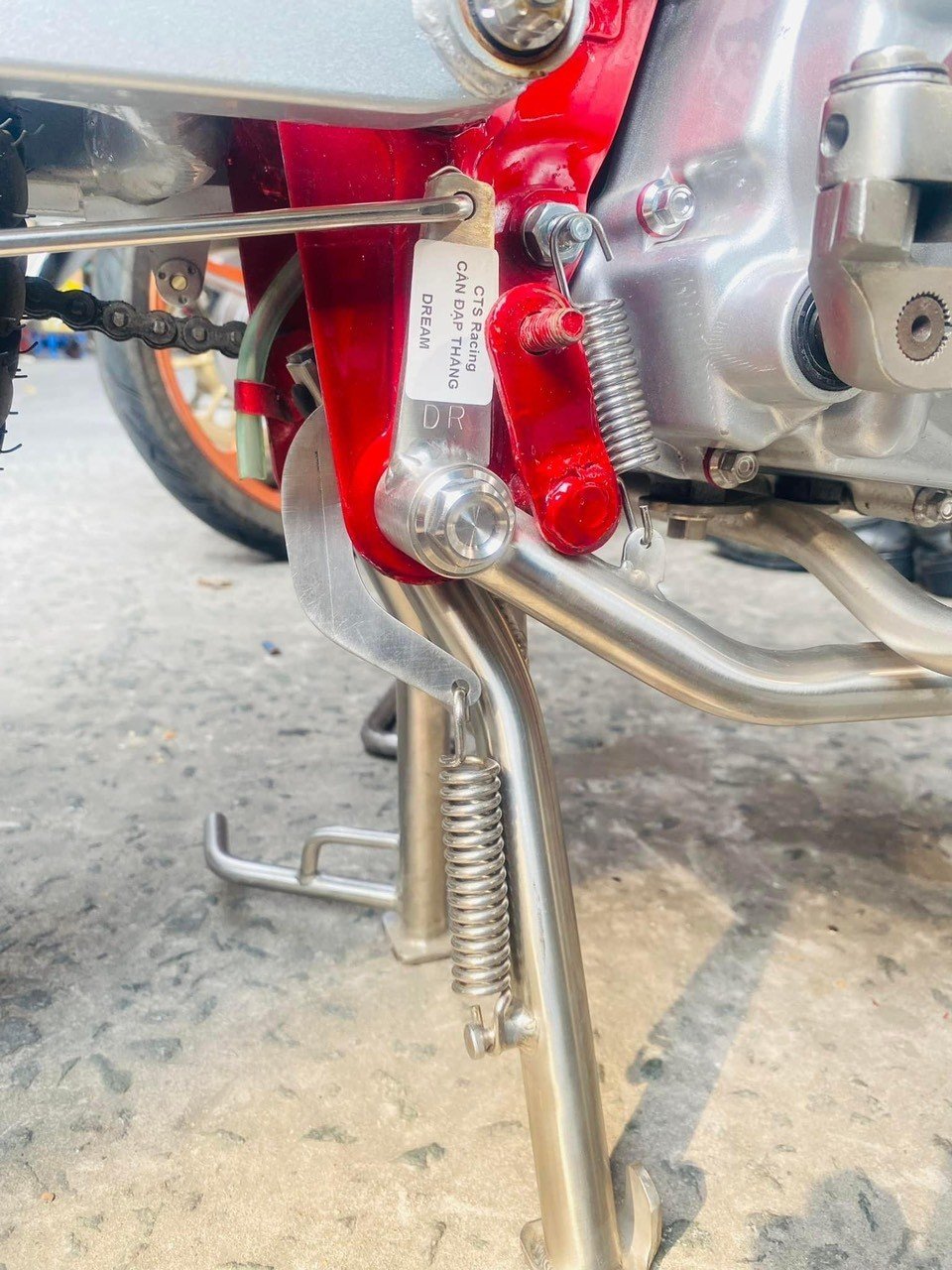 Cốt chống đứng Inox 304 Wave , Dream CTS