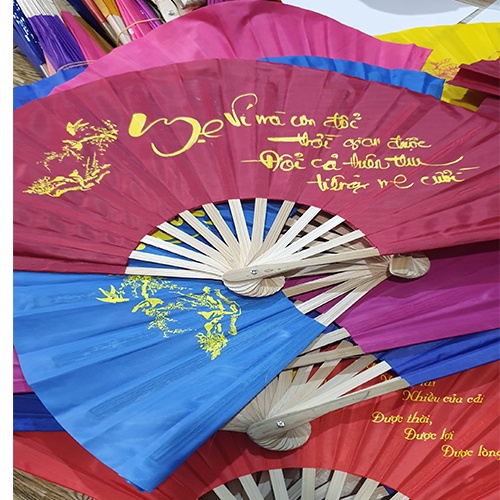 Quạt vải thư pháp - nhiều màu và kích cỡ