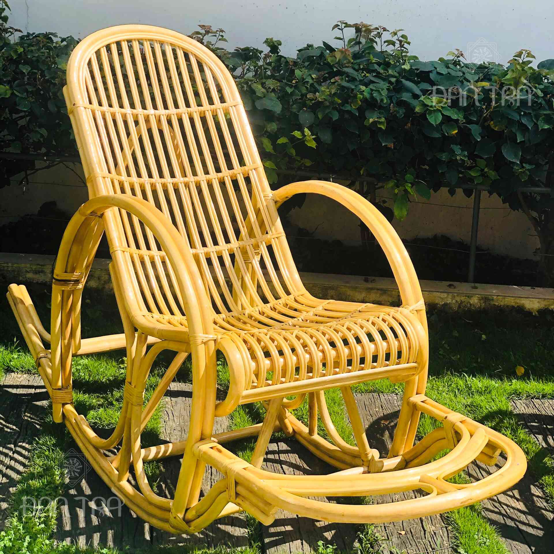 Ghế mây bập bênh king loại 1 size lớn - ghế mây bập bênh thư giãn cao cấp - ghế mây tre đan tự nhiên đan trà - bàn ghế mây tre đan