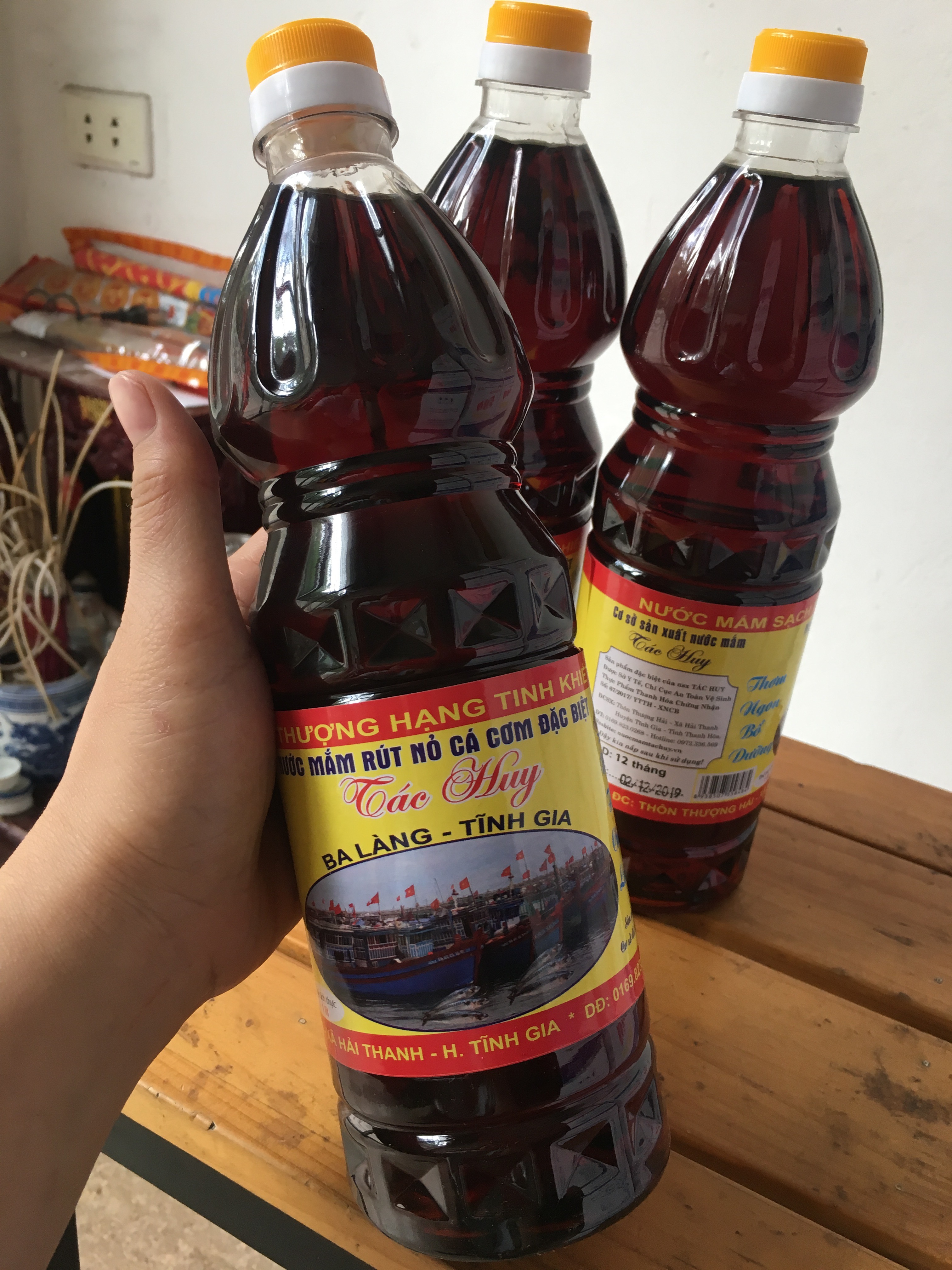 Nước mắm cốt rút nỏ cá cơm Ba Làng - Thanh Hóa (chai 1l)
