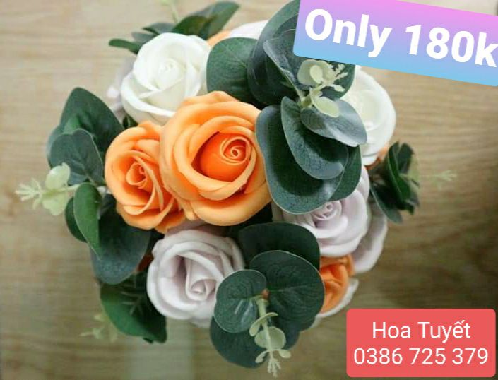 BGHM160001 Bình hoa hồng gỗ 12 bông