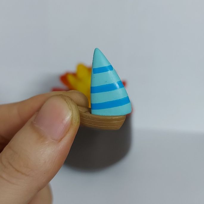 Phụ kiện trang trí tiểu cảnh: Mẫu thuyền buồm