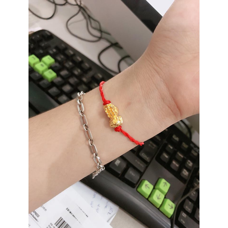 Vòng tay tỳ hưu chỉ đỏ may mắn