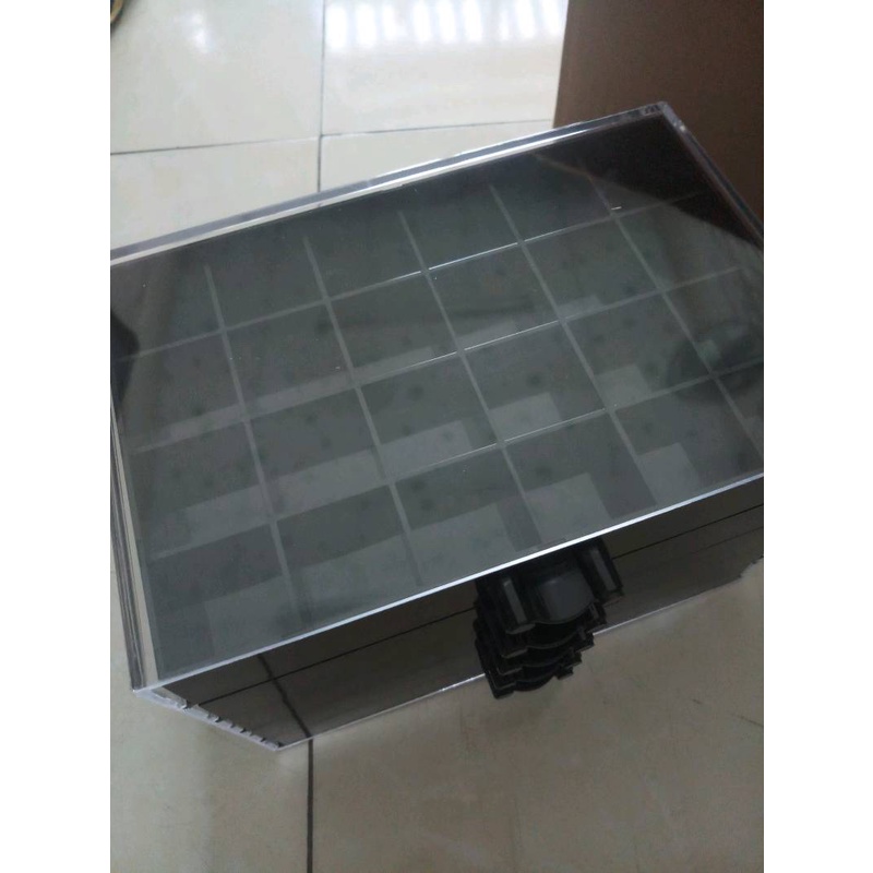 Khay mica đựng charm, đá 5 tầng