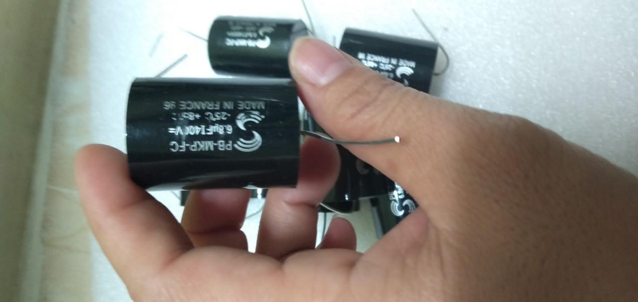 2 tụ phân tần loa 6.8uf 400v