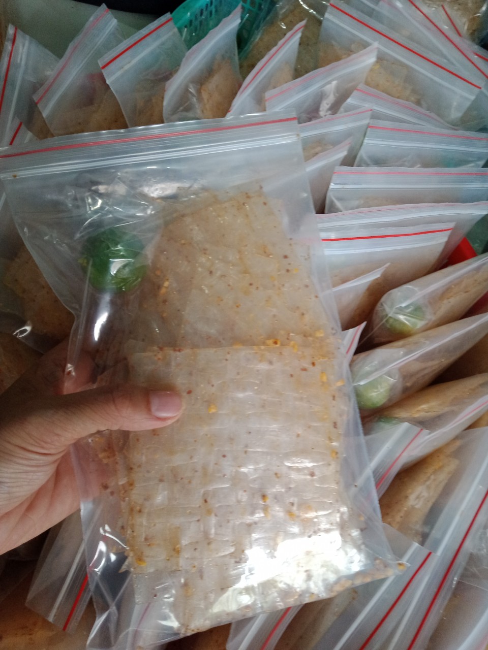 Bánh Tráng  Trộn Tỏi Tắc