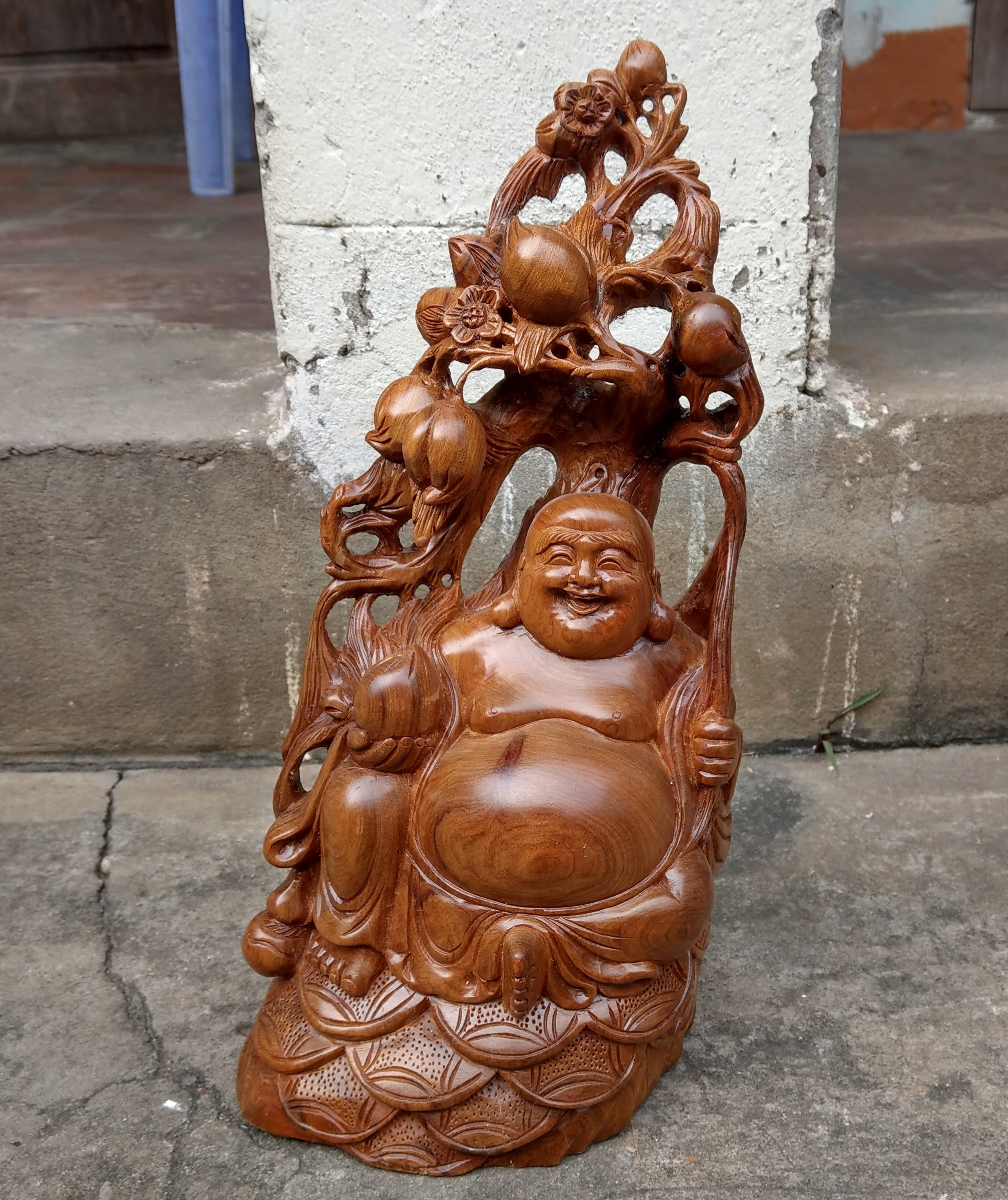 Tượng Di Lặc Gỗ Bách Xanh - Cao 33cm