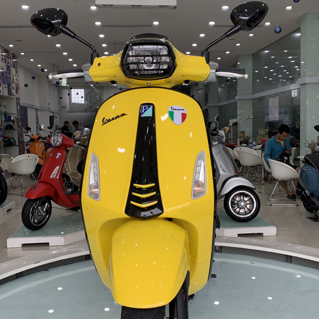[HCM]Tem trang trí dành cho xe Vespa